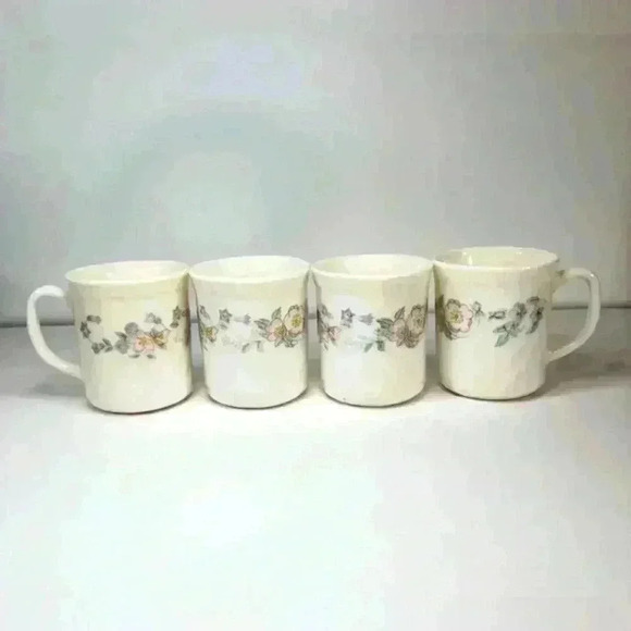 Arcopal France Champetre 4 coffee cups/mugs 
3 1/2” H x 3 1/2"D. Vintage Floral - Picture 1 of 9
